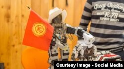 Бишкек шаарында өткөн “Robot Competition” - “Робот таймашы” сынагындагы кыргыз окуучуларынан эмгеги. 23.4.2016.