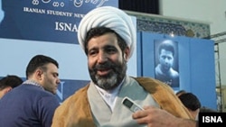 غلامرضا منصوری متهم به نقض حقوق بشر از یک سو و فساد مالی از سوی دیگر بود