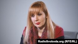 Активісти «Волонтерської сотні Доброволя» відвезли на Донбас десяток валіз із одягом для дітей зі спеціальних і санаторних шкіл-інтернатів прифронтових міст