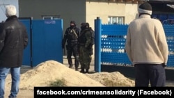 Обыски в домах крымско-татарских активистов (архивное фото)