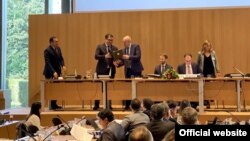 Ўзбекистон адлия вазири Русланбек Давлетов Халқаро хусусий ҳуқуқ бўйича Ҳаага конференцияси мажлисида.
