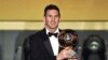 پنجمین توپ طلای جهان در دستان لیونل مسی 