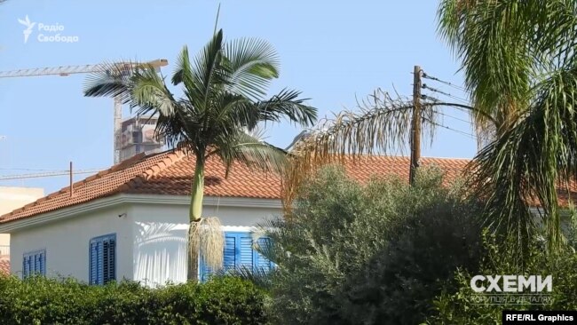 У стінах будинку в Лімасолі і бере початок засекречений український бізнес родини Холодова У стінах будинку в Лімасолі і бере початок засекречений український бізнес родини Холодова