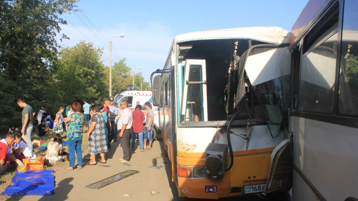 В Уральске мать водителя автобуса, попавшего в ДТП, жалуется на отказ в  госпитализации