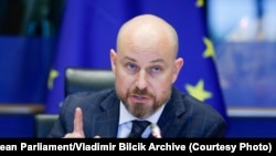 Vladimir Bilčik: Mi pred Srbiju ne postavljamo nove zahteve i uslove. Usklađivanje sa spoljnom politikom EU je oduvek bio važan uslov, čija je važnost dvostruko naglašena od kako je Rusija izvršila brutalnu invaziju na Ukrajinu