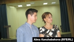 Представители антикоррупционной организации Transparency Kazakhstan Наталья Ковалева и Данияр Бексултан. Алматы, 17 августа, 2016 года.
