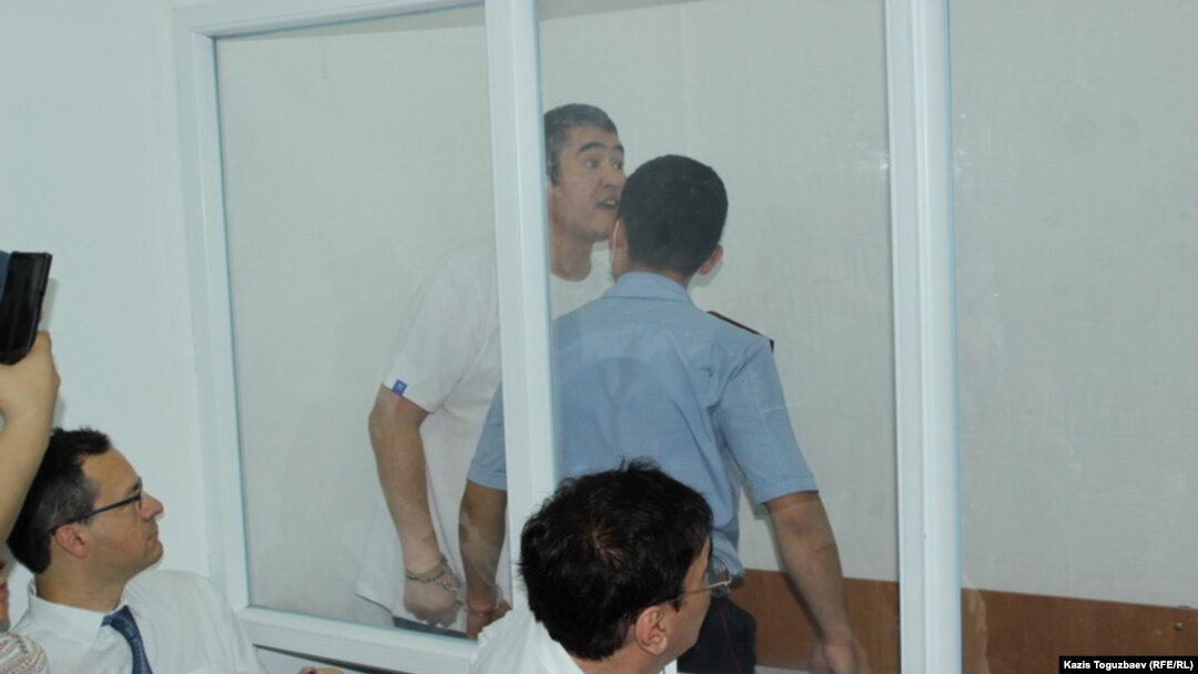 Лесбиянки азаптау