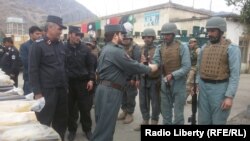 بر اساس گزارش اداره سیگار ۱۱۷۷۷ عسکر و سرباز پولیس دیگر در مبارزه با جنگجویان مخالف زخمی شده‎اند.