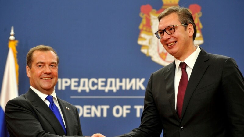 Вучиќ - Одлуката на ЕУ за Македонија е потврда за нашите врски со Русија и Кина