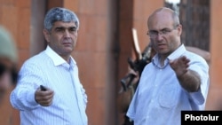 Armenia - Retired army General Vitaly Balasanian (L) and Varuzhan Avetisian, a leader of an armed group that seized a police station in Yerevan, 23Jul2016.