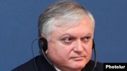 Armenia - Foreign Minister Edward Nalbandian at a news conference, 8Nov2011.