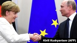 Cancelara Germaniei Angela Merkel și președintele Rusiei Vladimir Putin, 18 mai, Soci, 2018