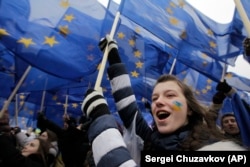 Євромайдан. Молодь на Майдані Незалежності в Києві, 28 листопада 2013 року
