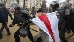 День Волі. Побиття та арешти демонстрантів в Мінську стають «традицією». День Волі у 2017 році