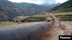 Armenia - The construction in Syunik province of a pipeline that will ship Iranian natural gas to Armenia, 21Aug2007.