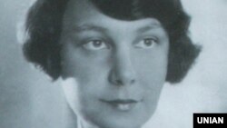 Українська поетеса, діячка ОУН Олена Теліга (1907–1942)
