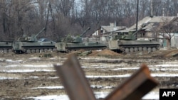 Системы «Гвоздика» российских гибридных сил под Дебальцево в 2014 году (иллюстрационное фото)