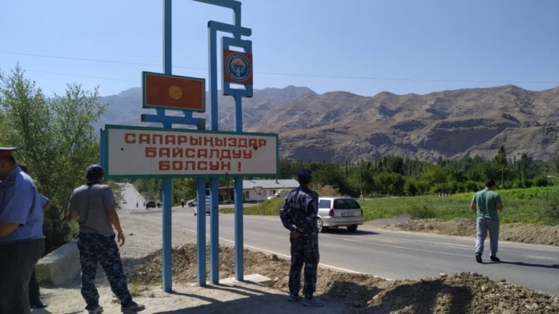УКМК: Тажикстанда кармалган кыргыз жараны мекенине кайтарылды 