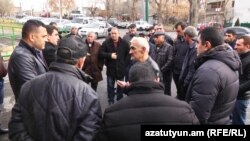 Работники завода «Аштарак Кат» требуют выплаты долгов по зарплате, Ереван, 13 декабря 2016 г․ 