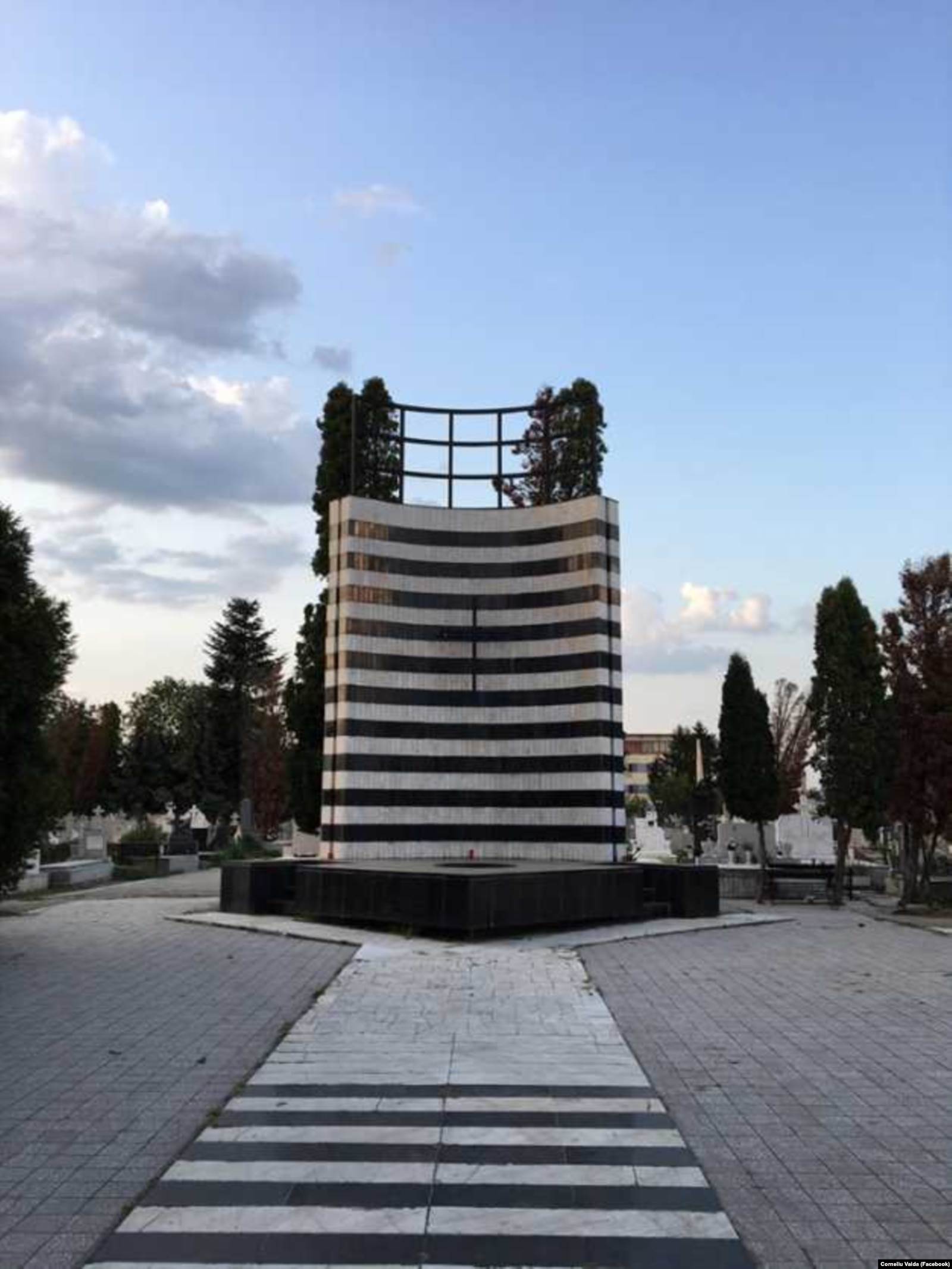  Flacăra eternă s-a stins