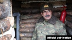 Министр обороны Азербайджана Закир Гасанов (архив)