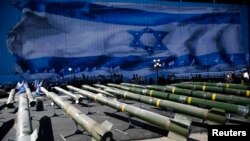 M302 rockets found aboard the Klos C ship, suspected of suppying Gaza groups, are displayed at an Israeli navy base in the Red Sea resort city of Eilat, March 10, 2014