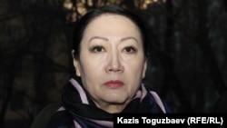 69-летняя Гайни Еримбетова, мать 46-летнего бизнесмена Искандера Еримбетова, которого, по ее словам, "убивают в СИЗО Алматы". Алматы, 9 января 2018 года.