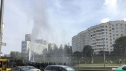 Belarus - water cannon on March for release of political prisoners, Minsk, 4Oct2020