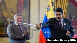 Venesuella prezidenti Nicolas Maduro