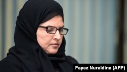 Fəal Aziza al-Yousef, arxiv fotosu