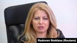 Avocata Zuzana Caputova, în vârstă de 45 de ani, are șanse să devină prima președintă a Slovaciei