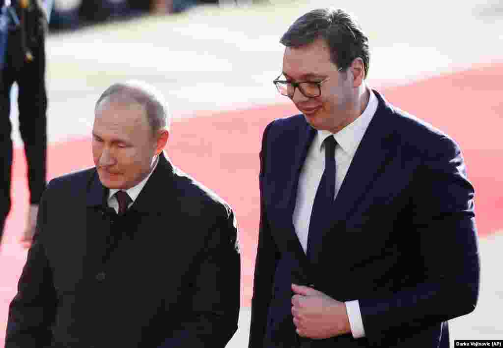 Tokom susreta u Beogradu Vučić je navodeći da su Srbija i Rusija iskreni prijatelji zahvalio Putinu na tome što je uložio mnogo &bdquo;truda, vremena, poštovanja i ljubavi u razvijanje srpsko-ruskih odnosa&ldquo;