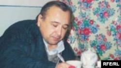 Nosir Zokirov, former correspondent for RFE/RL's Uzbek Service, pictured in 2005