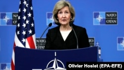 Посол США в НАТО Кей Бейлі Гатчісон