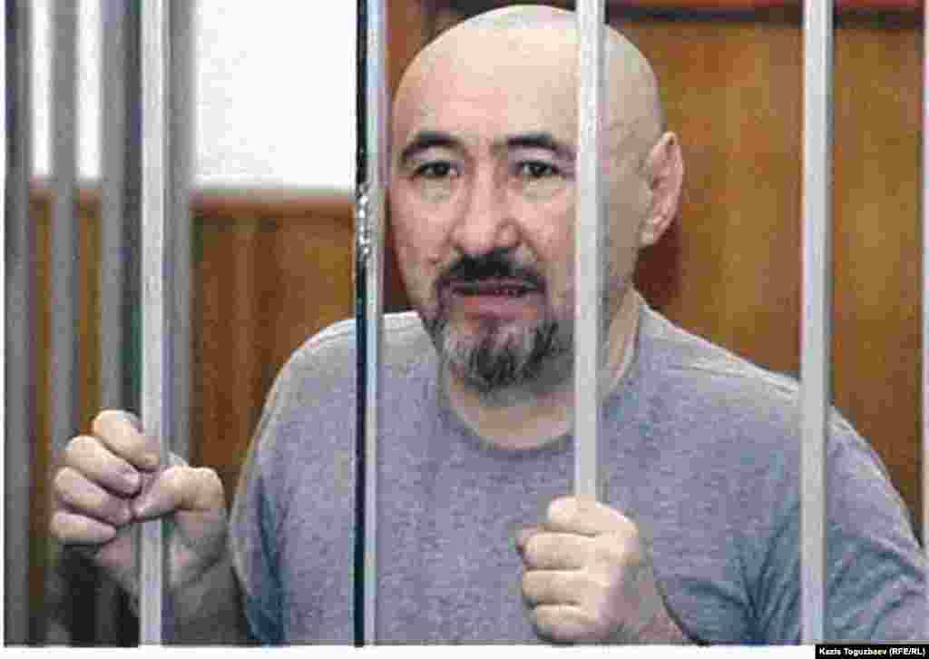 Диссидент и поэт Арон Атабек, осужден на 18 лет тюрьмы после столкновений в поселке Шанырак. Алматы, октябрь 2007 года.