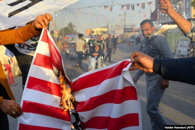 Антиамериканская манифестация проиранских шиитских ополченцев в Ираке. Багдад, декабрь 2020 года