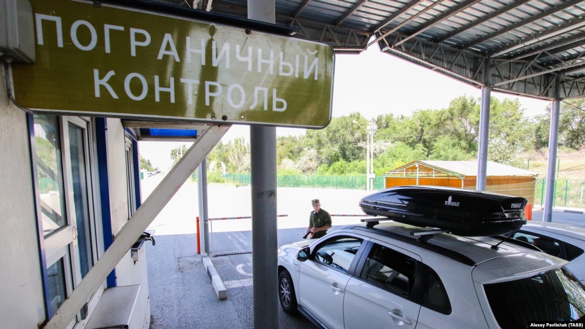 oi5.ru: Российские пограничники заявили о задержании гражданина Украины в оккупированном Крыму Российские пограничники заявили о задержании гражданина Украины в оккупированном Крыму