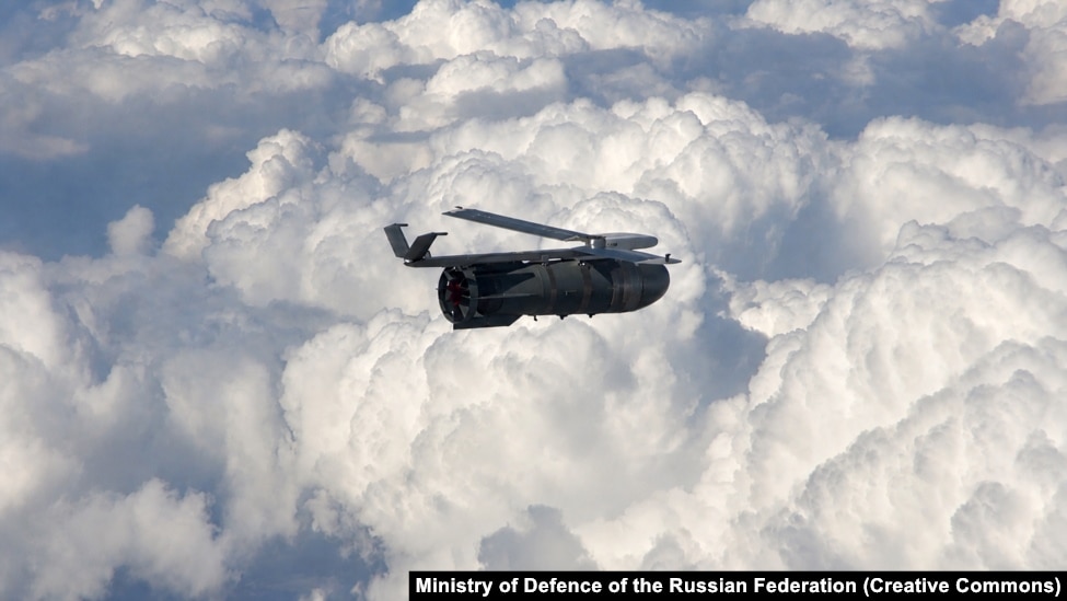 Një bombë rrëshqitëse ruse e fotografuar pas lëshimit në korrik të vitit 2024.