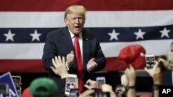 Дональд Трамп во время предвыборной гонки на выборах президента 2016 года