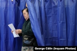 București, secție de vot - primul tur al alegerilor prezidențiale, 4 mai 2025