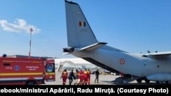 Avion Spartan C-27J al Forțelor Aeriene Române pregătit pentru misiuni medicale (imagine de arhivă).