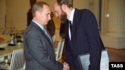 Володимир Путін та Сергій Пугачов (праворуч), 2000 рік