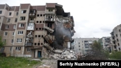 ომის შედეგად დანგრეული სახლი ქალაქ ჩასოვ-იარში