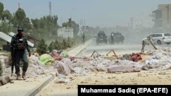 Безбедносните сили на Авганистан на место на ескпозија во Кандахар. 22.05.2018