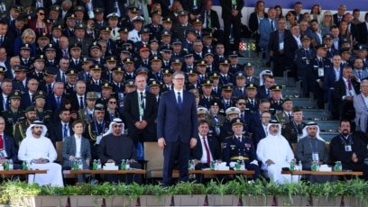 Presidenti i Serbisë, Aleksandar Vuçiq, merr pjesë në paradën ushtarake të Serbisë në Beograd, 20 shtator 2025.