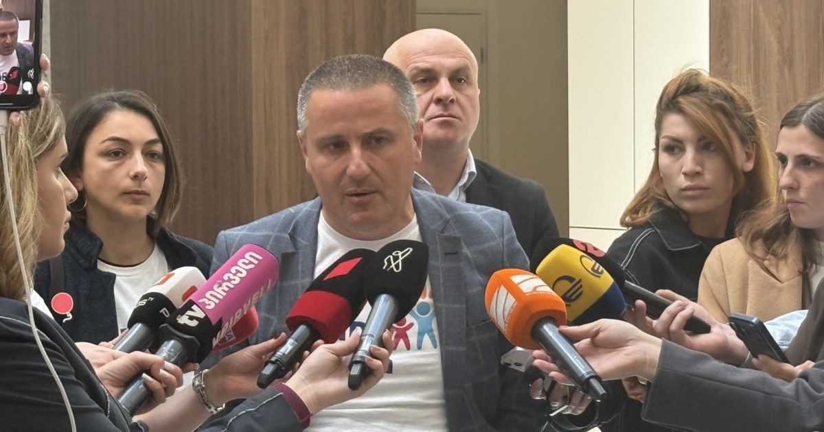 „პოზიტიურად ვართ განწყობილი“ - კობახიძე დიუშენის სინდრომის მქონე ბავშვების მშობლებს შეხვდა