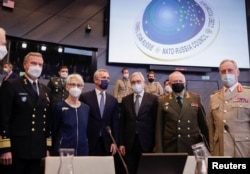 Учасники переговорів НАТО – Росія у Брюсселі