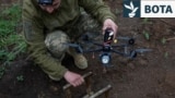 “Ata na ndjekin neve, ne ata”: Përpjekjet e njësiteve të dronëve për ta mbrojtur Ukrainën