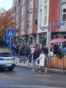 Red na glasačkom mestu u Frankfurtu, Nemačka, 25. 10.2026. 