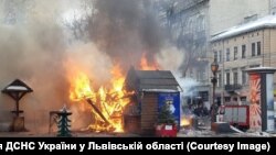 Пожежа у Львові через вибух газового балона. 22 грудня 2018 року